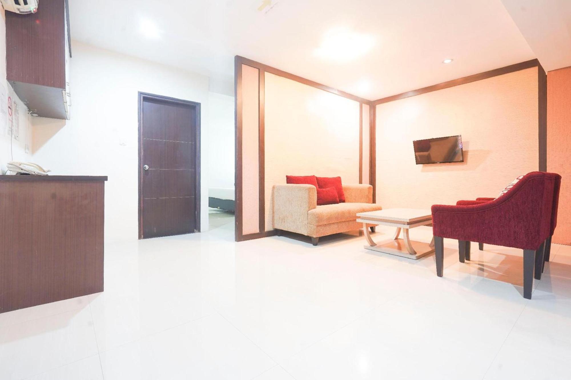 Collection O Losari Near Pantai Losari Formerly Hotel Grand Populer Makasar Zewnętrze zdjęcie